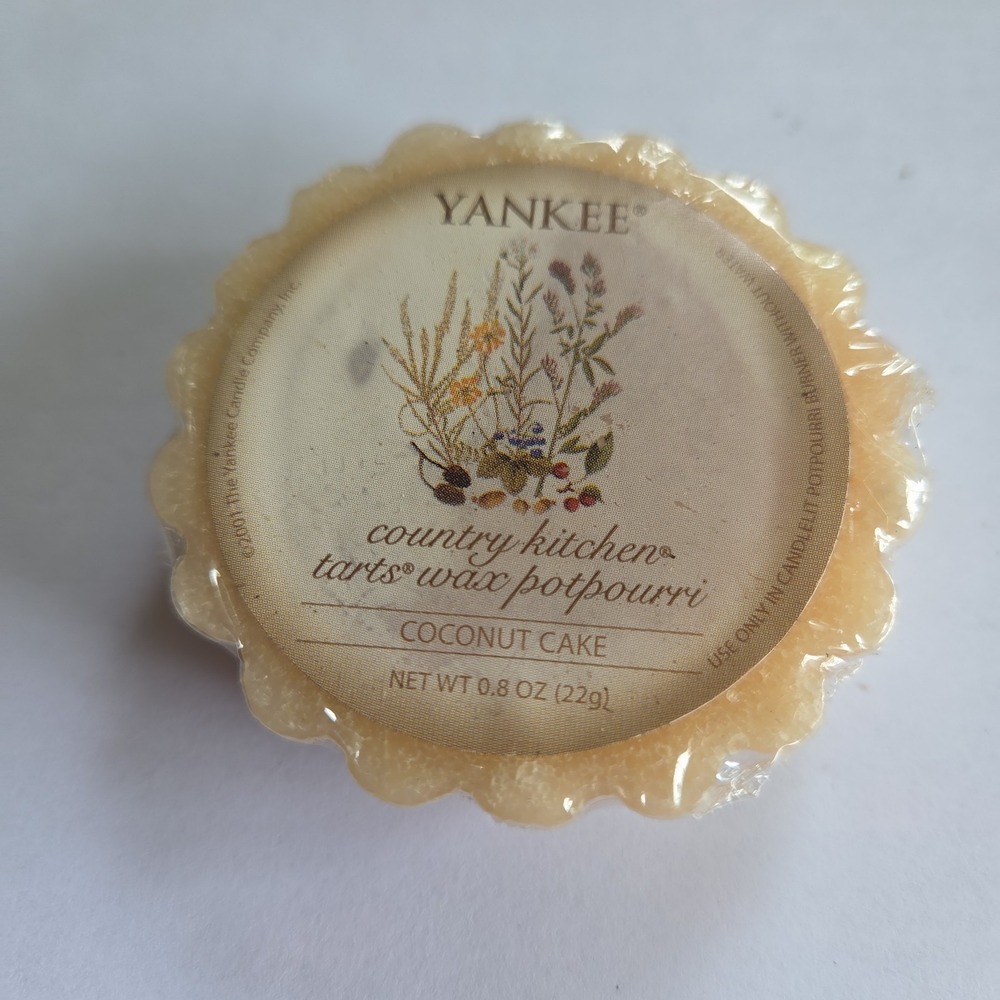 Yankee candle Potpourri Tart Wax Melts Country Kitchen Coconut cake Retired